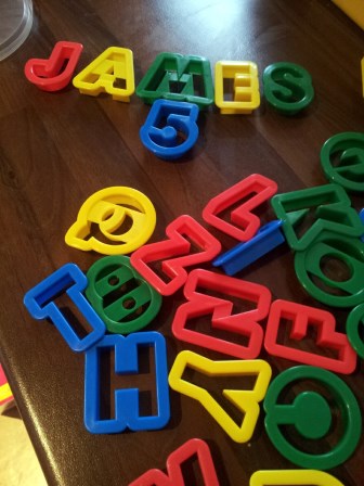 Using Cookie Cutters to Make Fondant Letters