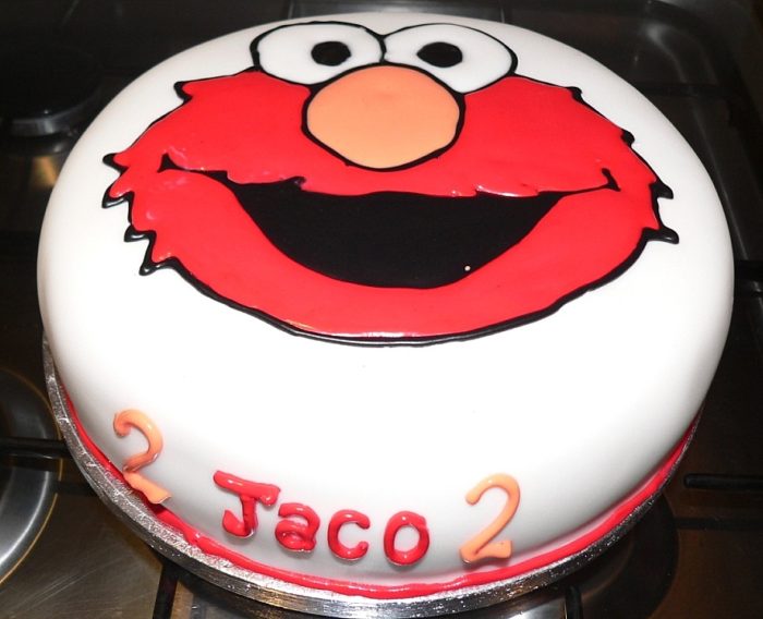 How to Make an Elmo Cake Sesame Street