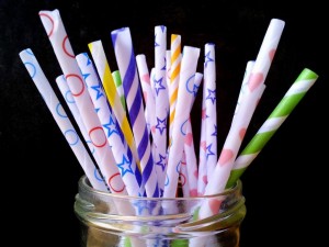 make your own diy paper drinking straws