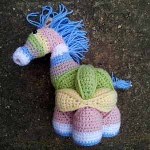 Crochet Horse Puzzle Amamani
