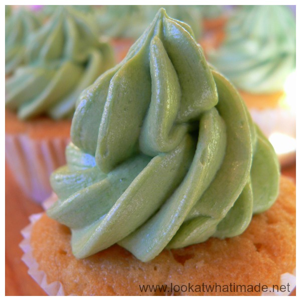 Christmas Tree Cupcakes 