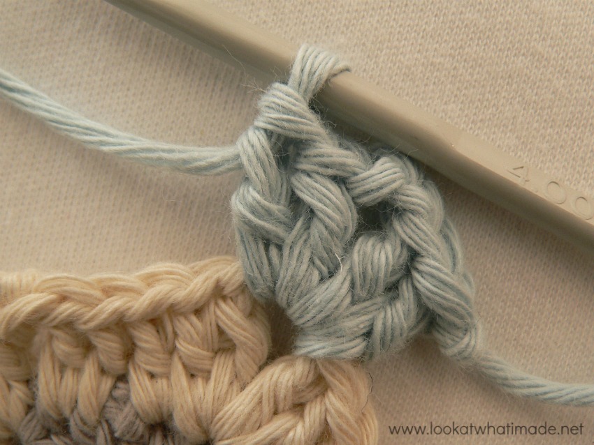 Clover Amour Crochet Hook (4.00mm, US size G) - Habbedash