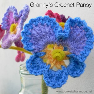 simple crochet Pansy free pattern