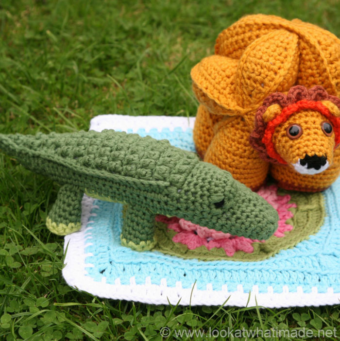 crochet crocodile