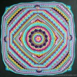 Sophie's Universe CAL 2015 Lookatwhatimade. This is a 20 Week mystery crochet-along for a continuous square blanket.