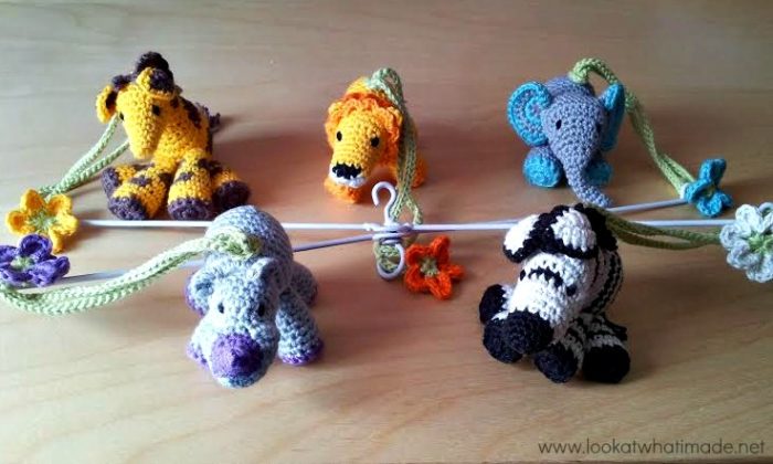 Crochet Little Zoo Mobile – by Anette Bak