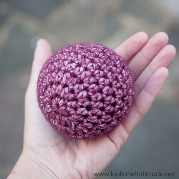 How to Make a Yarn Ball Stress Reliever - Free Crochet Pattern