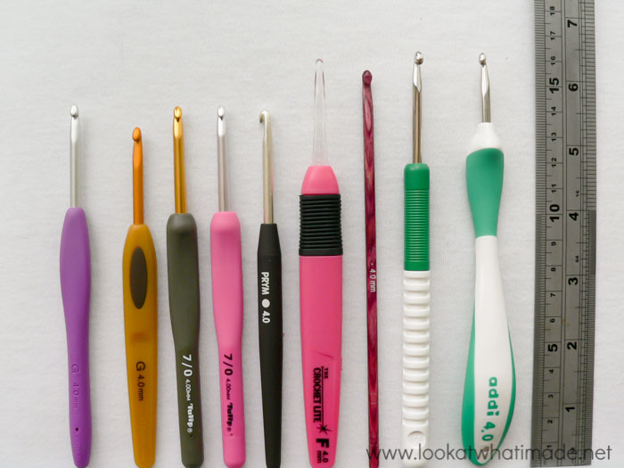 Etimo Tulip VS Clover Armour crochet hooks  Comparison and review of  crochet hooks 