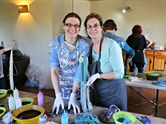 Dyeing Yarn at Nurturing Fibres