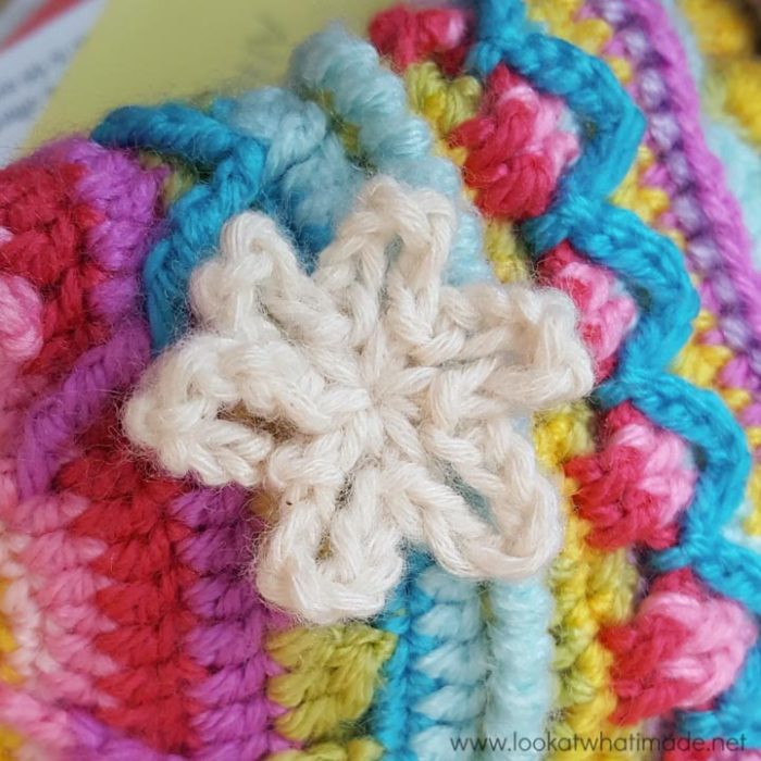 Crochet Christmas Light Flowers Tutorial