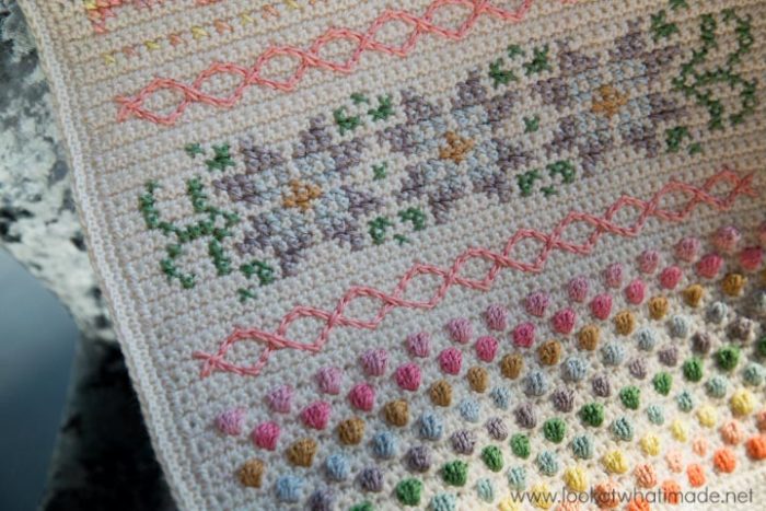 Hygge CAL Hygge Shawl Crochet Cross Stitch