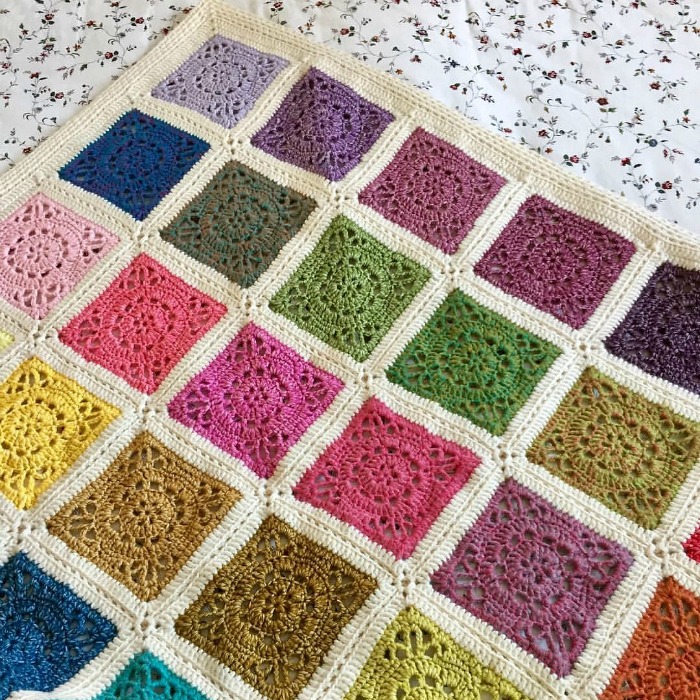 Featured Project: Emma Blanket by Hazel Raven