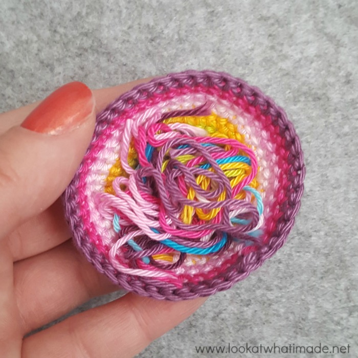 Free Crochet Wrist Pincushion Pattern - Nicki's Homemade Crafts