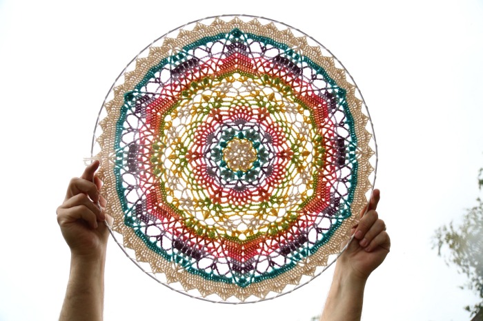 Crochet Mandala: 12 Most Gorgeous Patterns With Easy Instructions: (Crochet Hook A, Crochet Accessories, Crochet Patterns, Crochet Books, Easy Crochet Patterns) [Book]