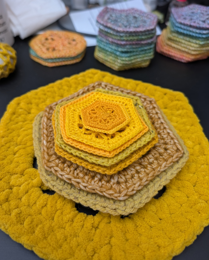 Scrap yarn crochet hexagon in different sizes